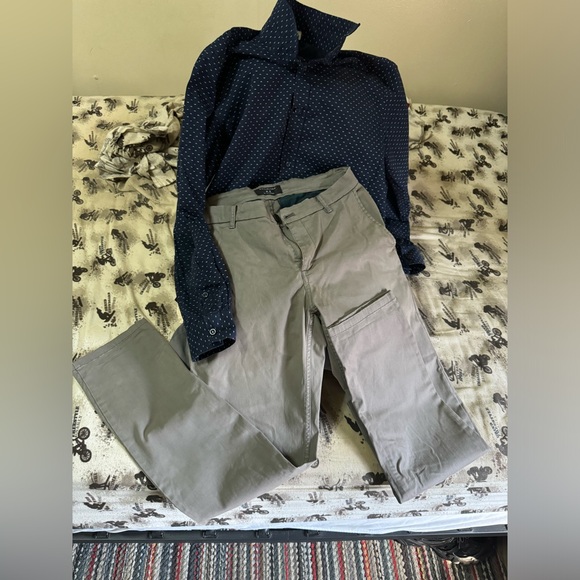 Men’s Casual Shirts & Pants - Picture 8 of 10